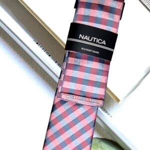Nautica Tie & Pocket Square Set